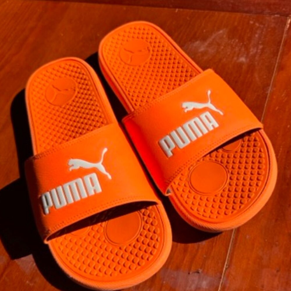 Puma Shower/Slides - Men's size 11